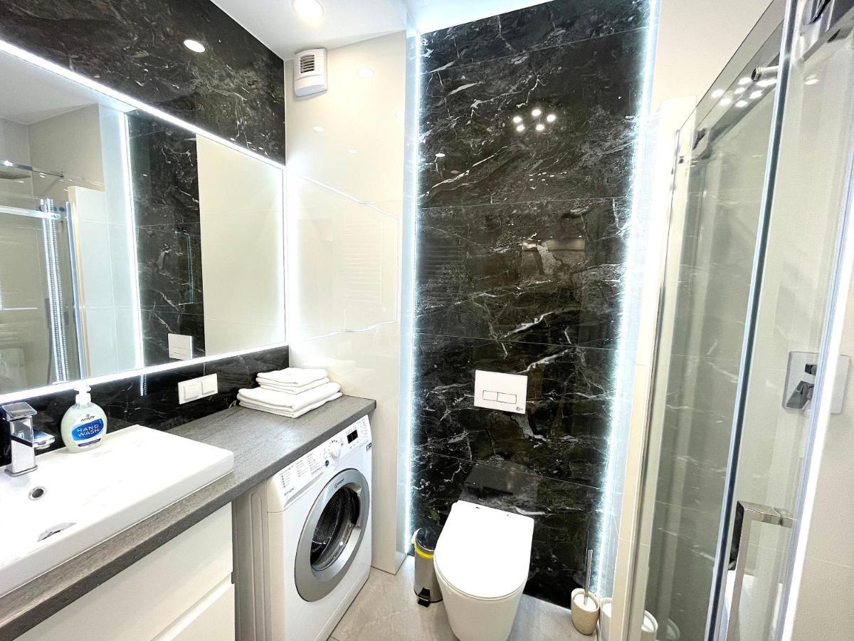 קולובז'ג Apartament Superior Blue Przy Plazy- Free Pool, Saunas, Jacuzzi, Fitness, Salzgrotte מראה חיצוני תמונה